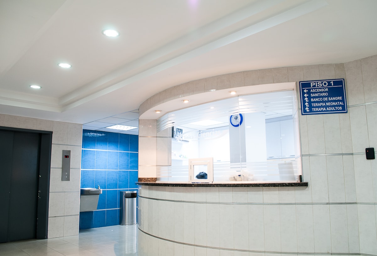 Hospital building with organised patient and visitor parking
